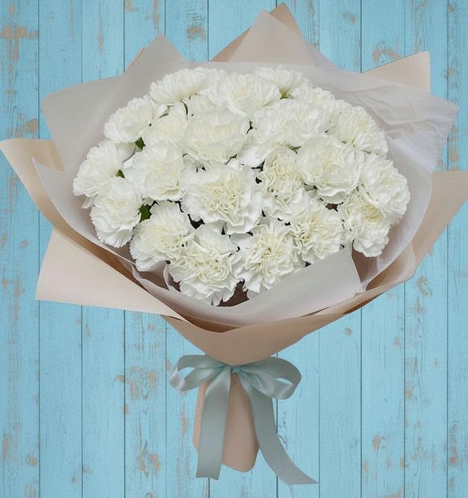 Букет цветов из: Гвоздики в Черное