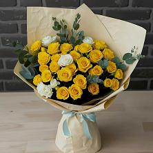 Букет цветов из:  Розы в Черное