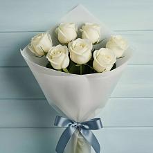 Букет 7 Белых роз Эдлесс Лав #REPLACE_PRED# Черное