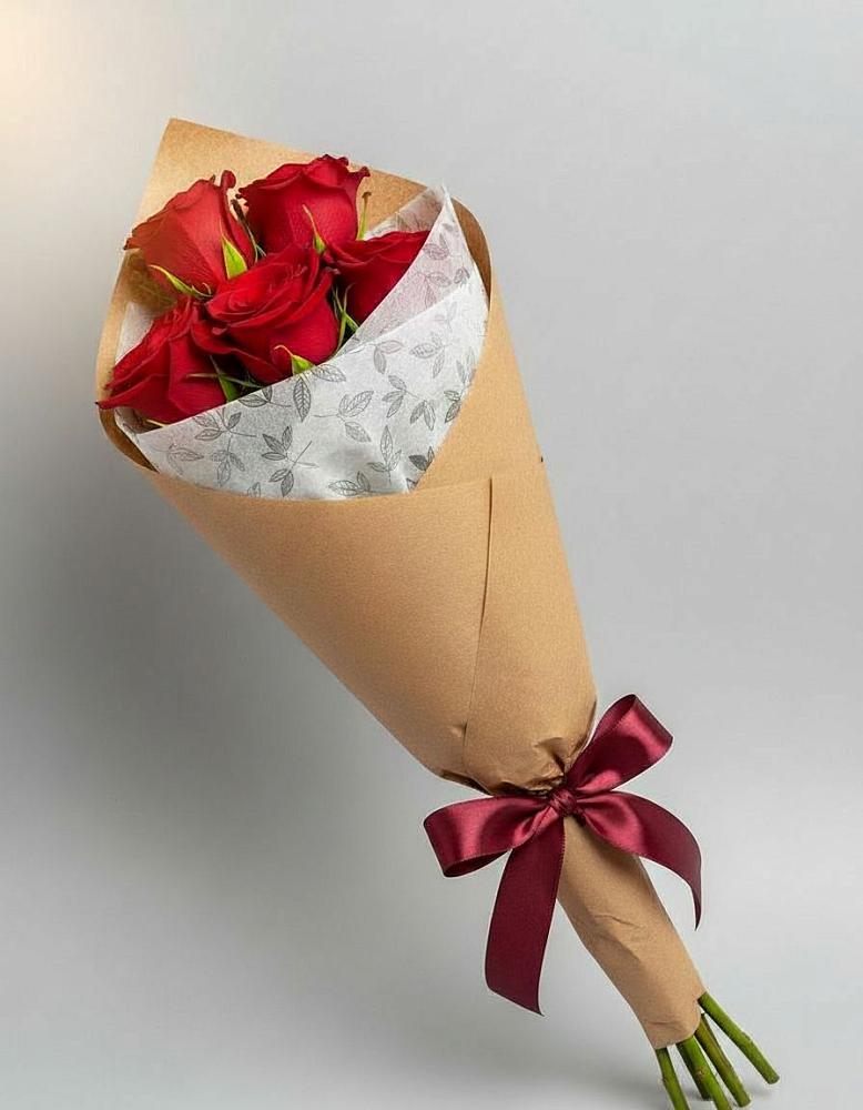 Букет цветов из: Розы в Черное