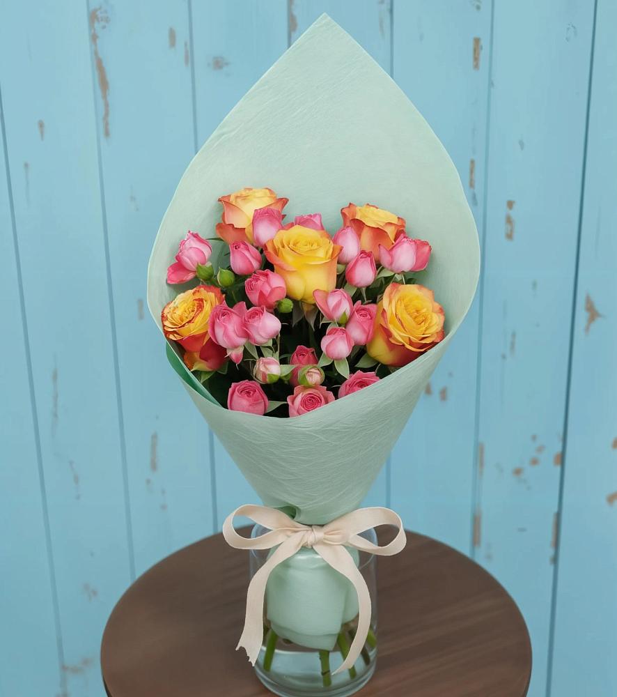 Букет цветов из: Розы в Черное