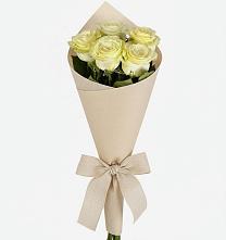 Букет цветов из:  Розы в Черное