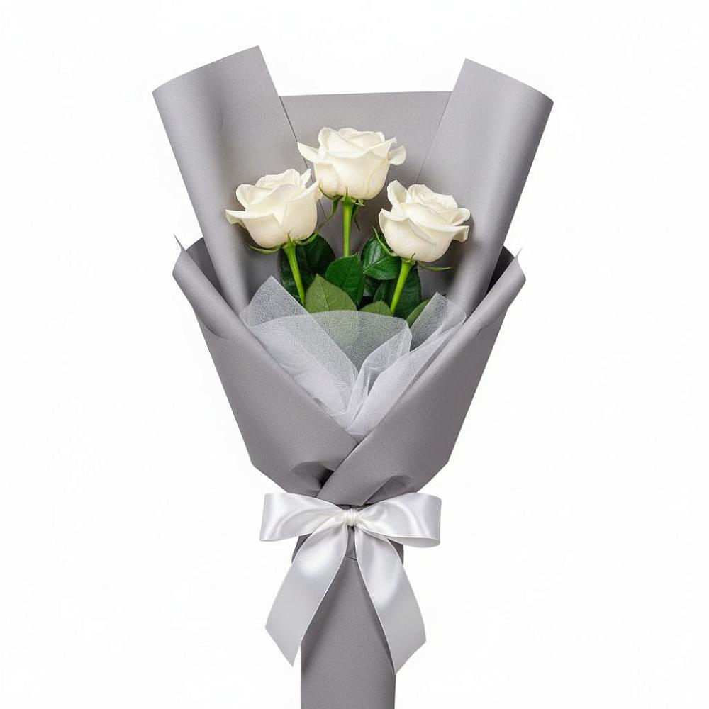 Букет 3 белые розы в Черное