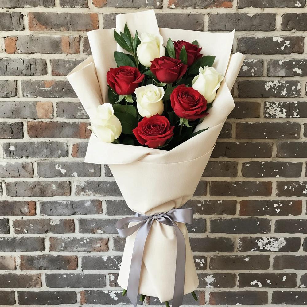 Букет цветов из: Розы в Черное