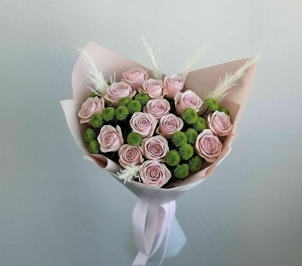 Букет цветов из: Розы и Хризантемы в Черное