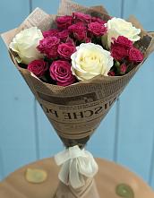 Букет цветов из:  Розы в Черное