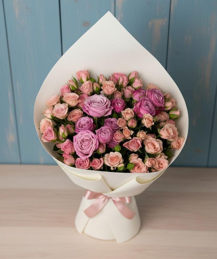 Букет цветов из: Розы в Черное