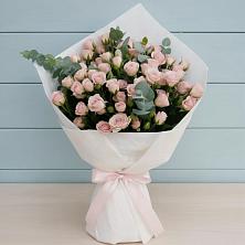 Букет цветов из:  Розы в Черное