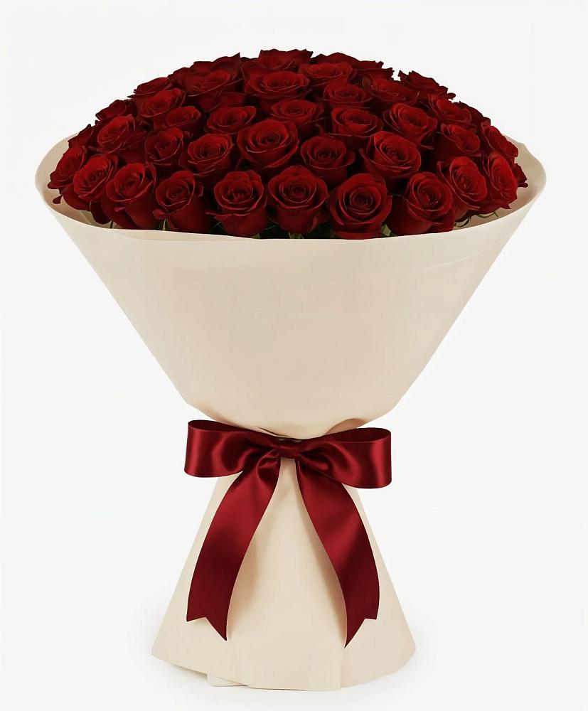 Букет 101 Бордовая роза Блэк Бакарра в Черное